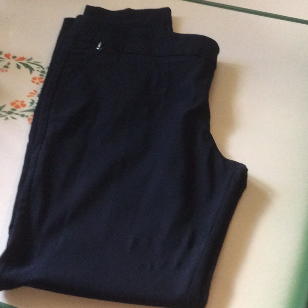 Never worn black slimming leggings